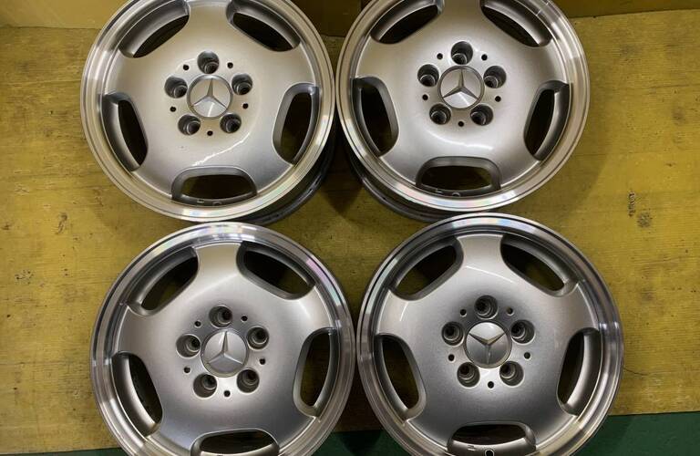 メルセデス　純正　15インチ　7J PCD112 5H　+37 　アルミホイール4本セット　洗浄済み