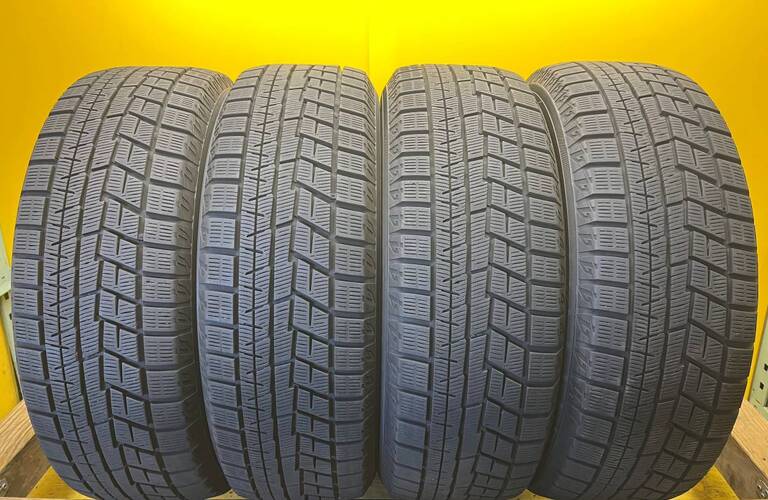 ヨコハマ　Ice　GUARD　IG60 215/65R16 98Q 　20年製　4本セット