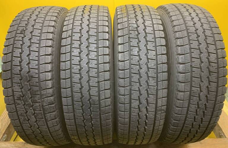 ダンロップ　WINTER MAXX SV01 195/80R15 107/105L LT 4本セット ウィンターマックス