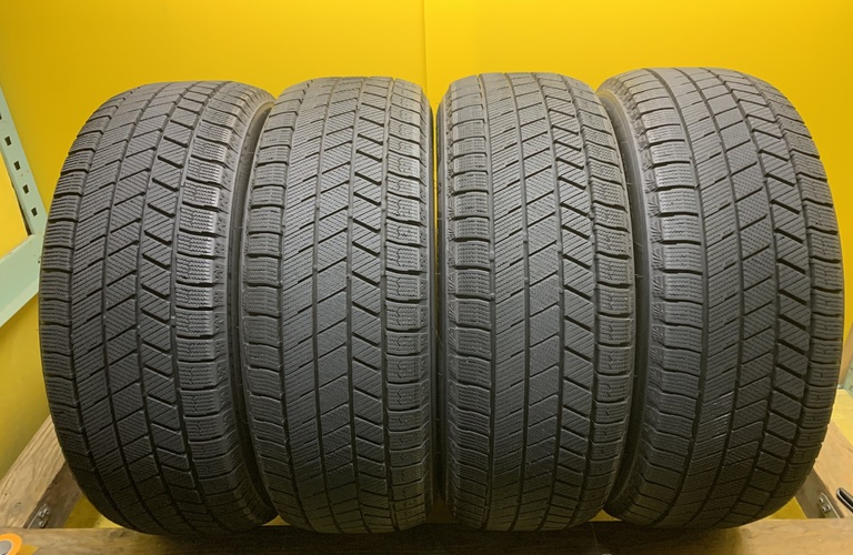 No2803 D2 バリ溝　イボ残り！！  ブリヂストン　ブリザック　VRX3 215/60R16 95Q　4本セット