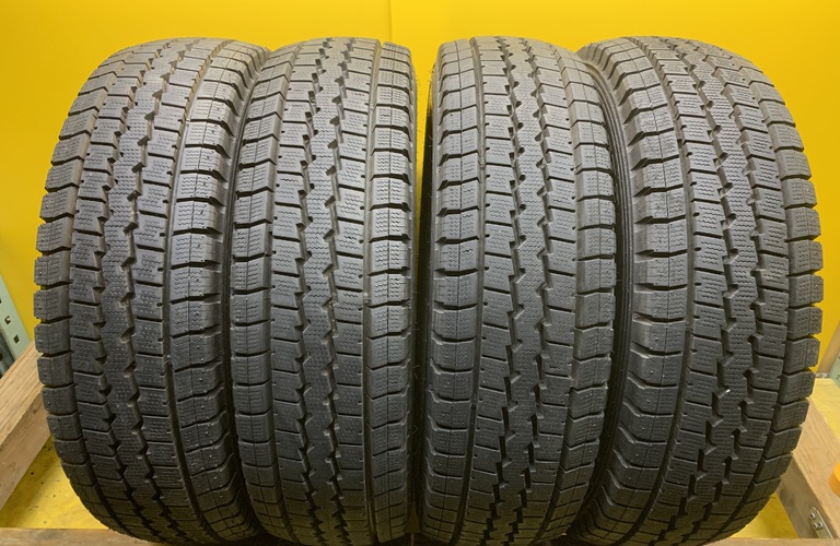 No2804 B2-Z  バリ溝　イボ残り！！DUNLOP ダンロップ　WINTER MAXX LT03　185/75R15 106/104L LT 4本セット