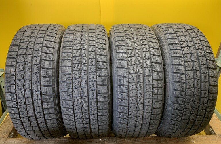 No2854 F1 バリ溝！！ダンロップ WINTER MAXX WM01　225/45R18　91Q  4本セット　